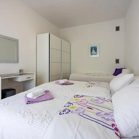 Apartament Fuer 3 Personen Ca 35 Qm In Crikvenica, Kvarner Bucht Und Umgebung Crikvenica
